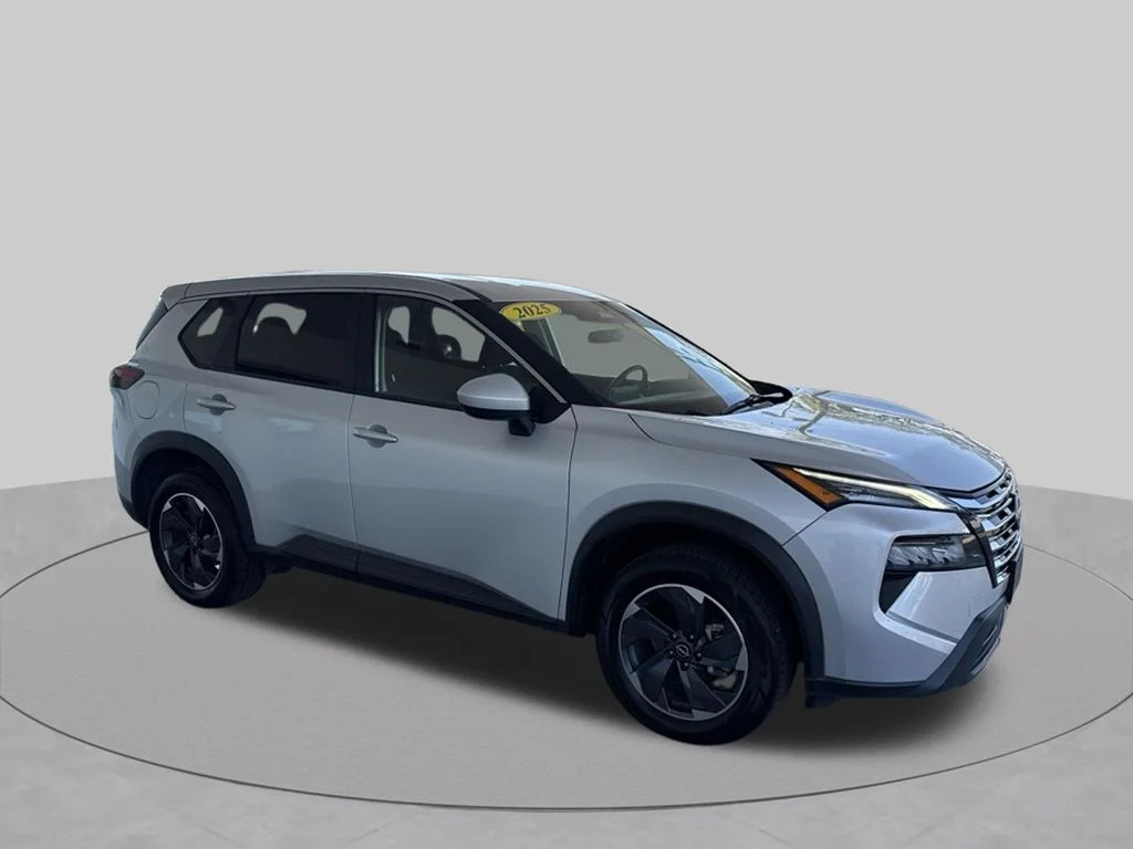 Used 2025 Silver Nissan SV image 12