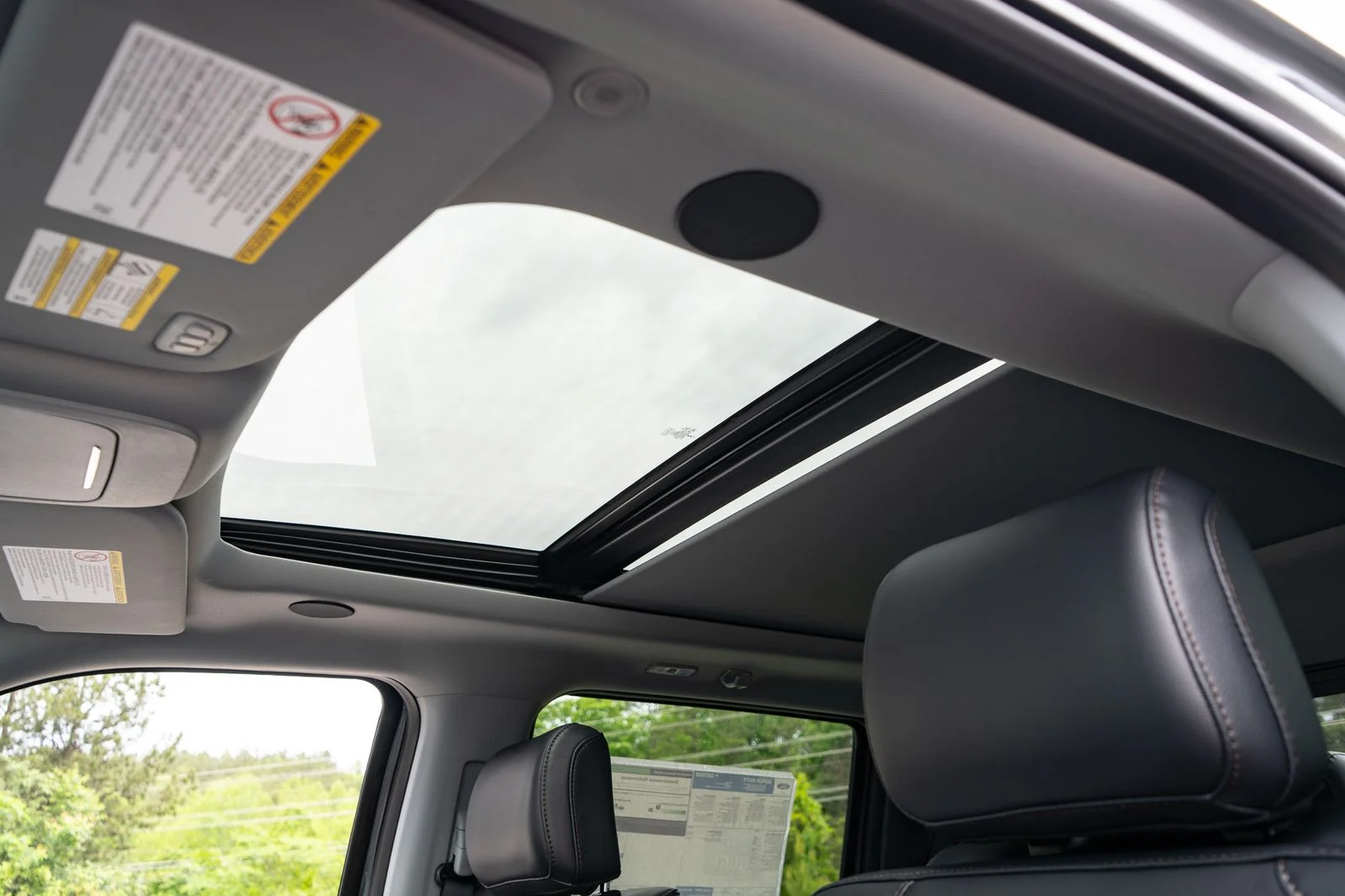New 2026 Gray Ford Lariat image 31