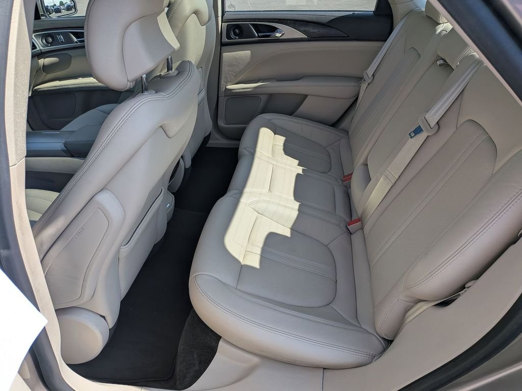 Used 2018 Brown Lincoln Reserve image 20