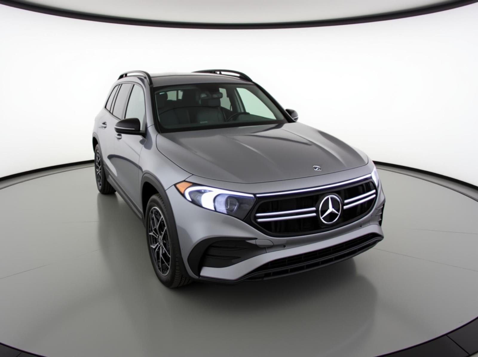 2023 Mercedes Benz EQB photo 2