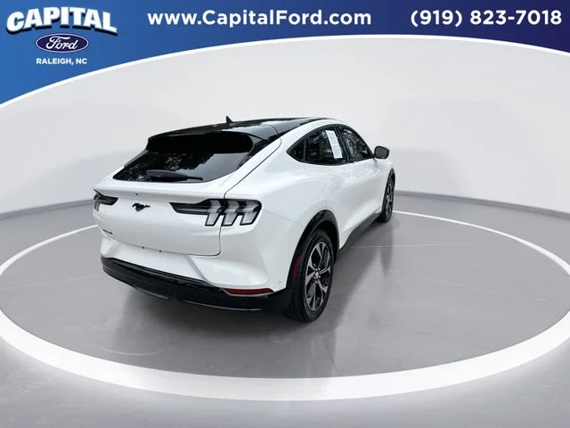 Used 2023 White Ford Premium image 8