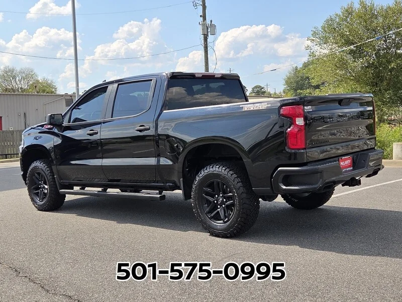 Used 2021 Black CHEVROLET 4WD CREW CAB 147" CUSTOM TRAIL BOSS image 3