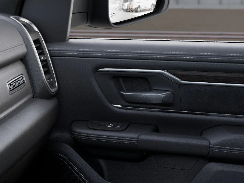 New 2026 Diamond Black Crystal Pearl-Coat Exterior Paint RAM Laramie image 25