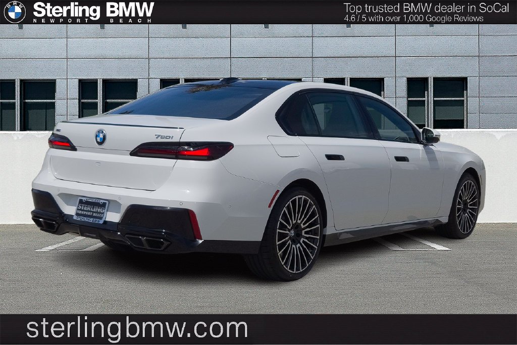 2026 BMW 7 Series 760i - Photo 16