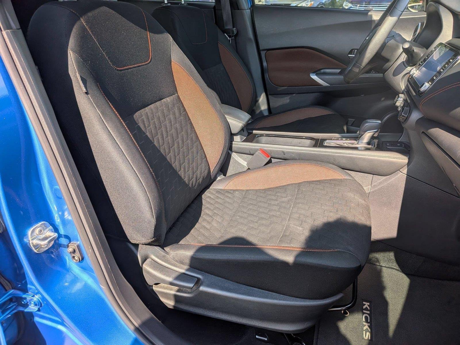 Used 2024 Electric Blue Metallic Nissan SR image 36