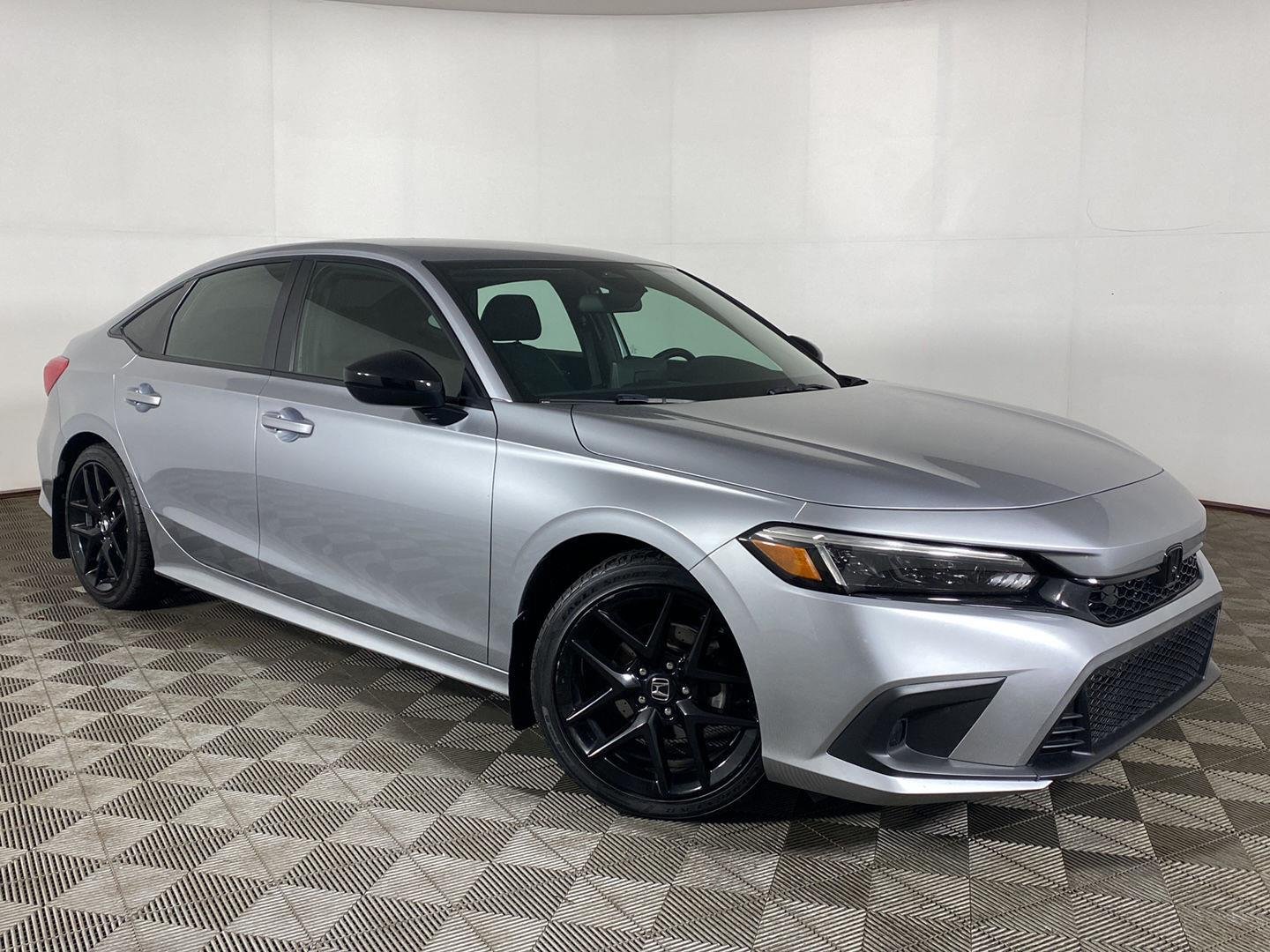 Used 2022 Lunar Silver Metallic Honda Sport image 1