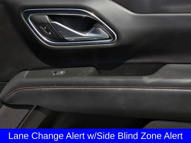 Used 2022 White Chevrolet RST image 35
