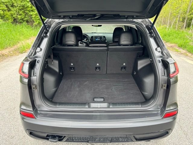 Used 2022 Crystal Metallic Jeep X image 7