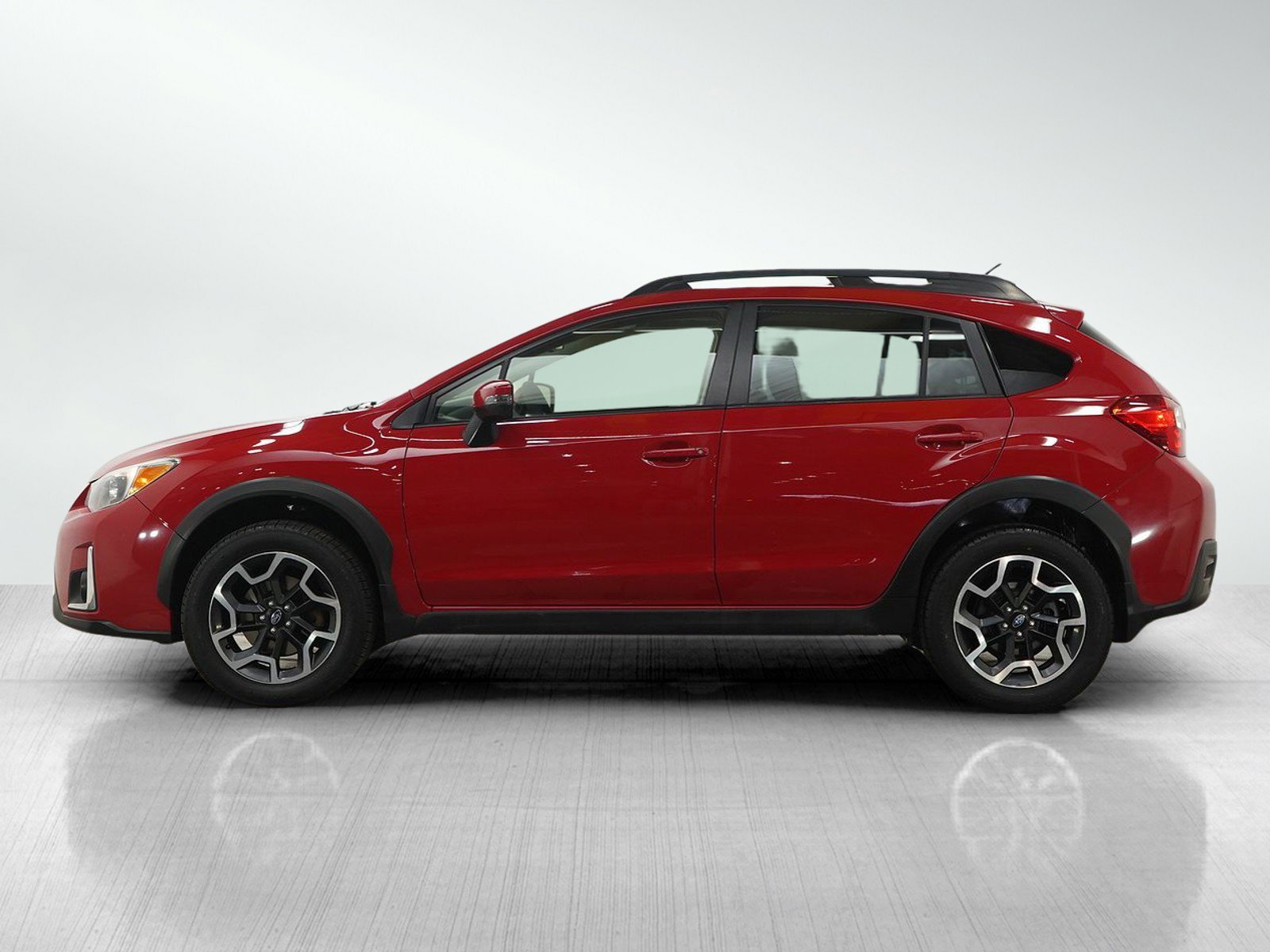 Used 2016 Subaru Crosstrek Premium with VIN JF2GPABC2G8303236 for sale in South Saint Paul, Minnesota