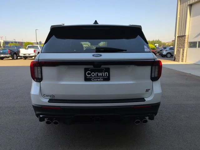 New 2026 Star White Metallic Tri-Coat Ford ST image 4