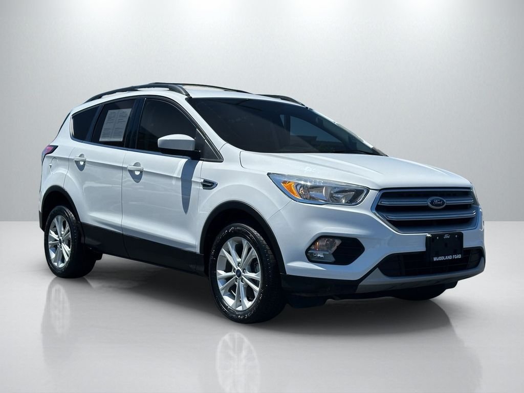 2018 Ford Escape SE's photo