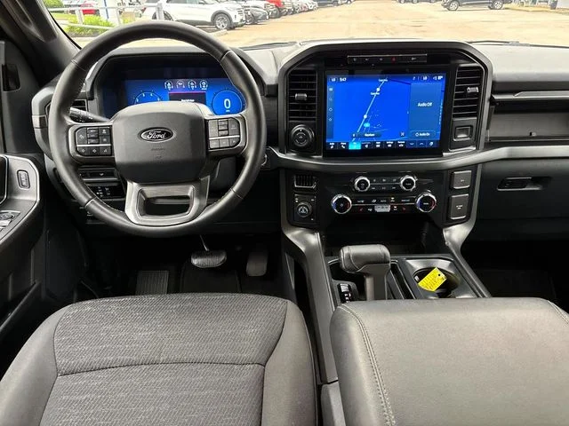 Used 2024 Black Metallic Ford XLT image 13