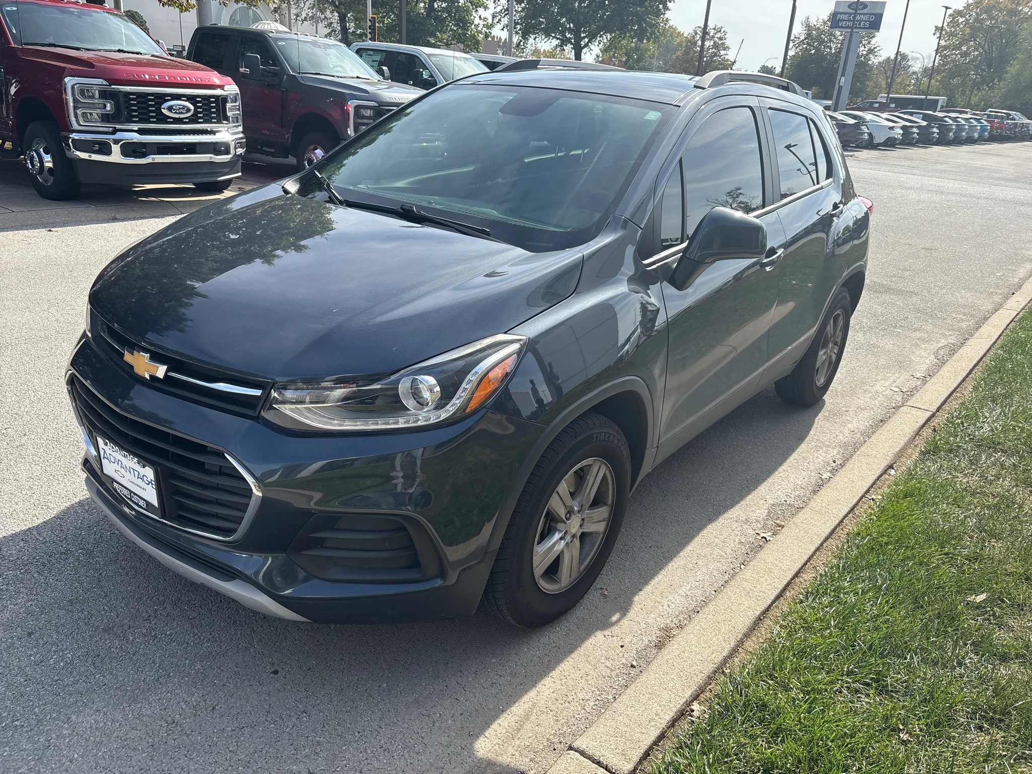 Used 2022 Shadow Gray Metallic Chevrolet LT image 2
