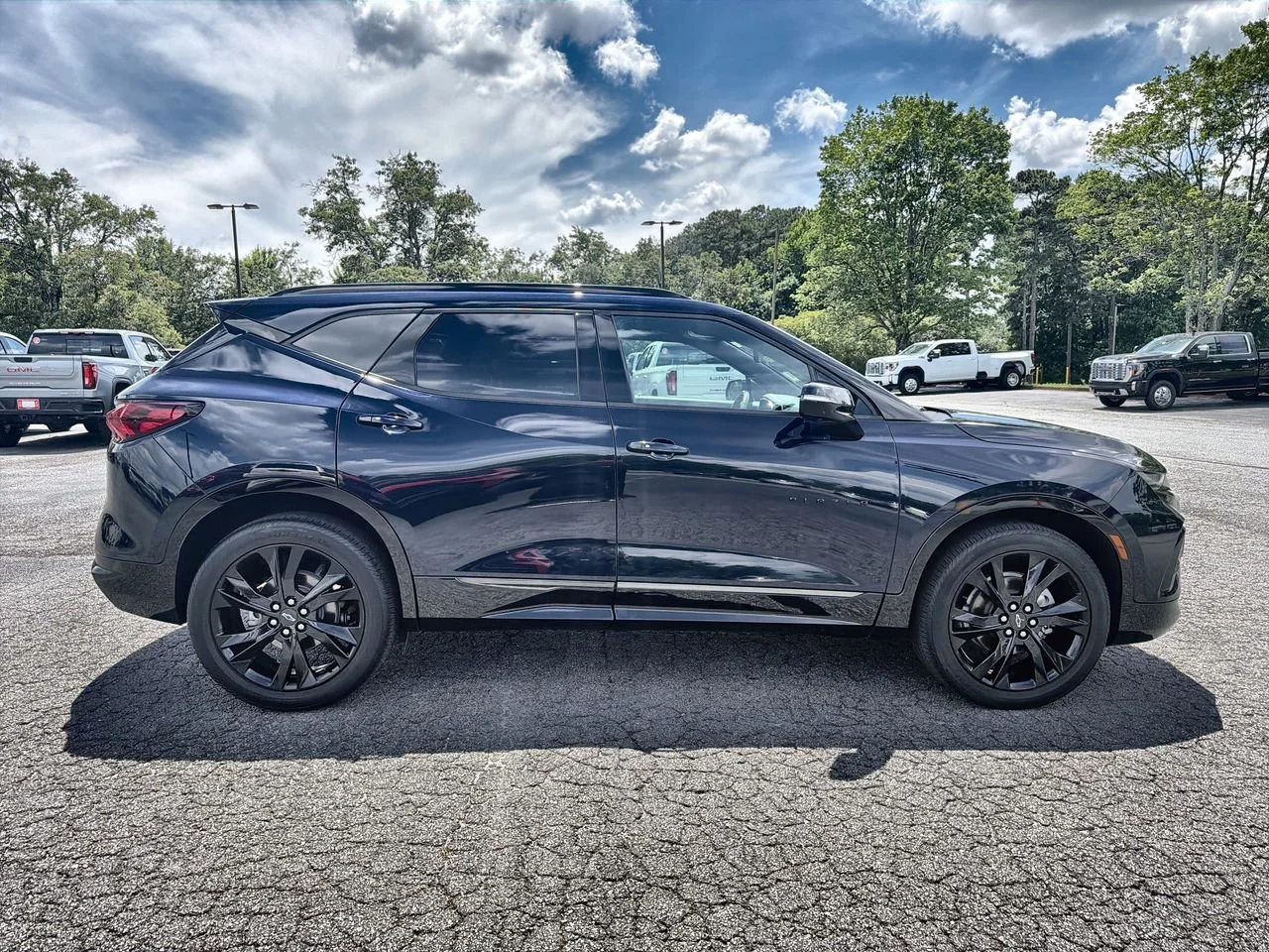 Used 2020 MIDNIGHT BLUE METALLIC Chevrolet RS image 9