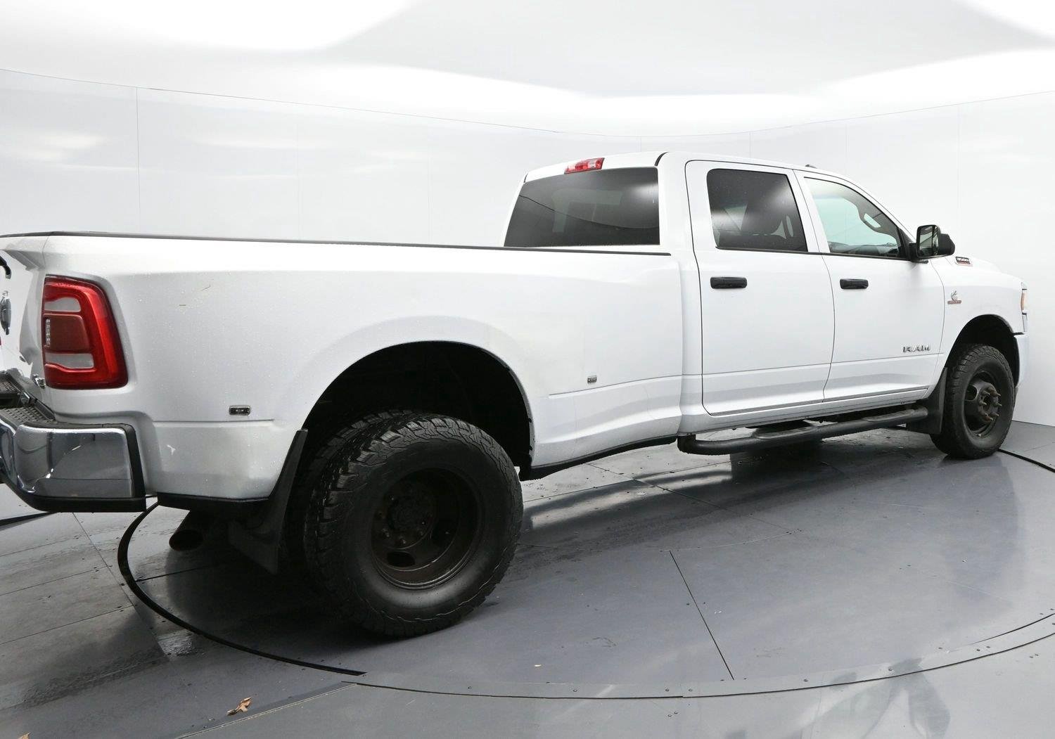 Used 2020 Bright White Clearcoat Ram Tradesman image 7