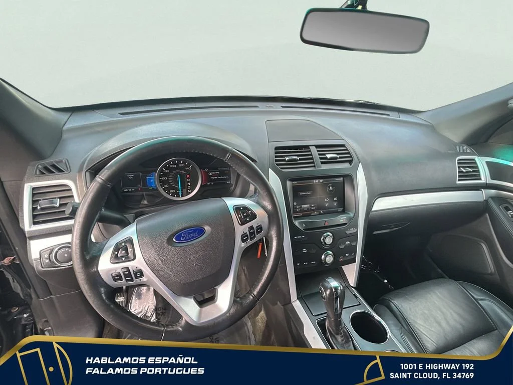 Used 2014 Black Ford XLT image 16