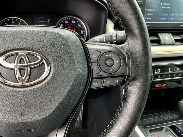 Used 2020 Blue Toyota XLE image 12