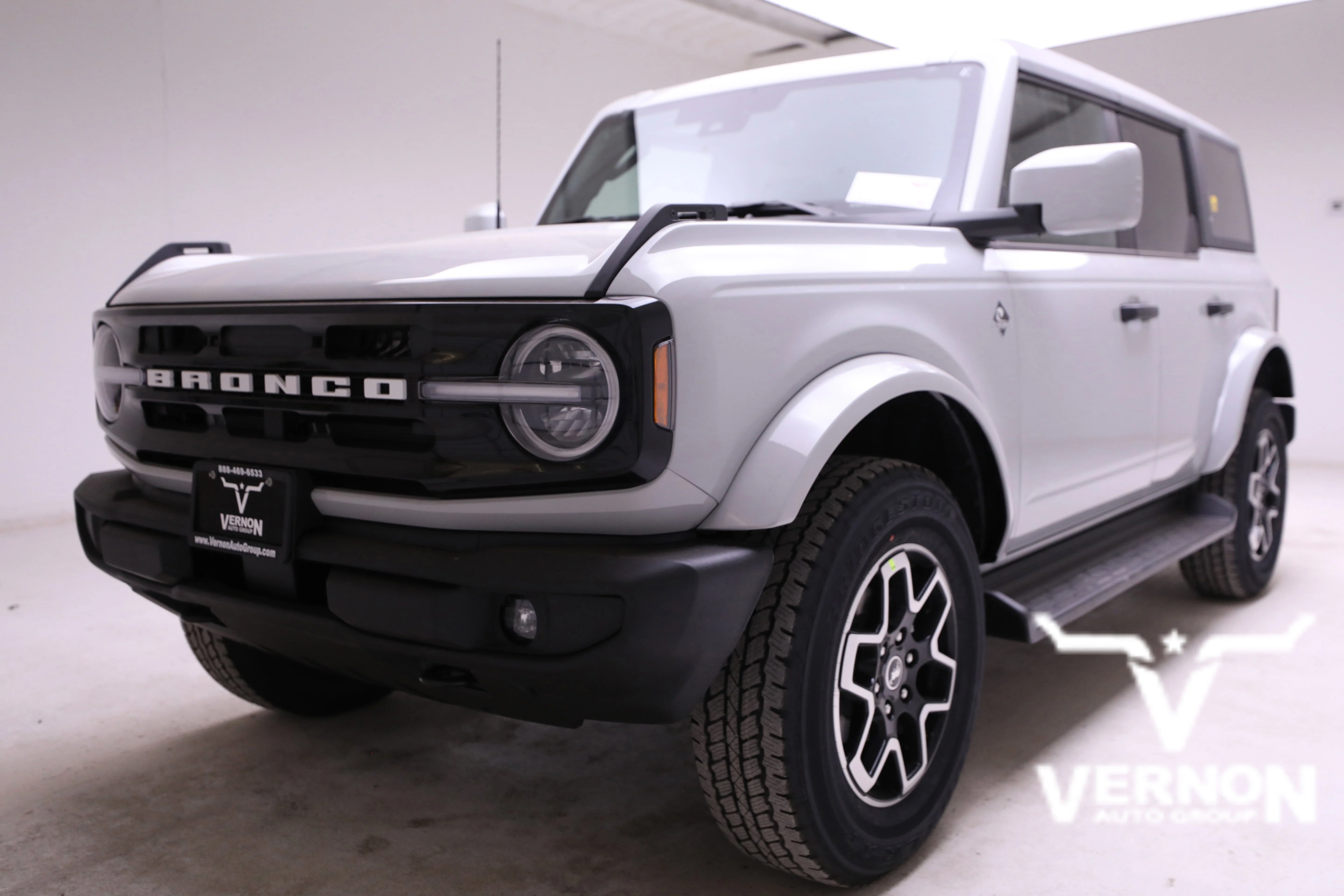 2026 Ford Bronco Outer Banks 4x4's photo