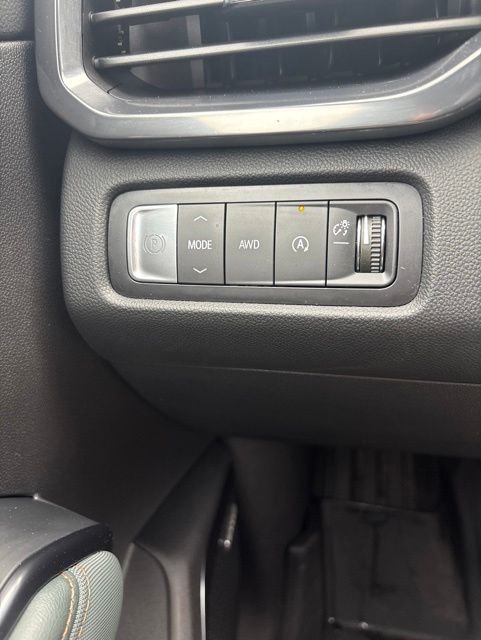 Used 2025 Red GMC AT4 image 16