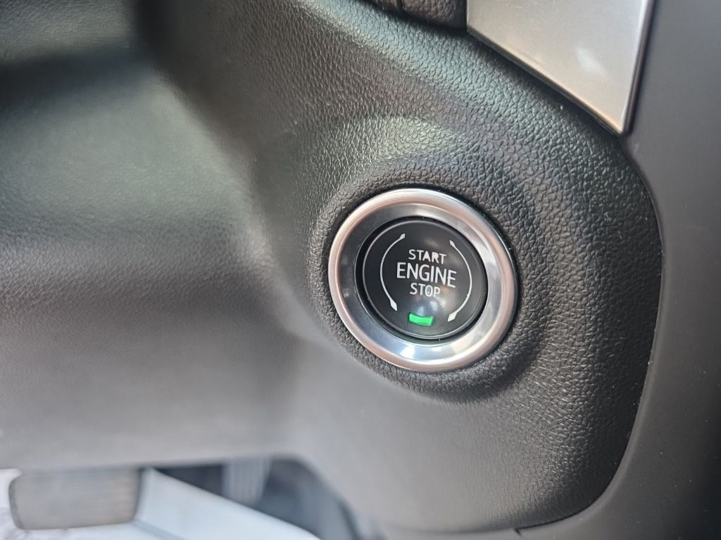 Used 2022 Red Chevrolet RST image 22