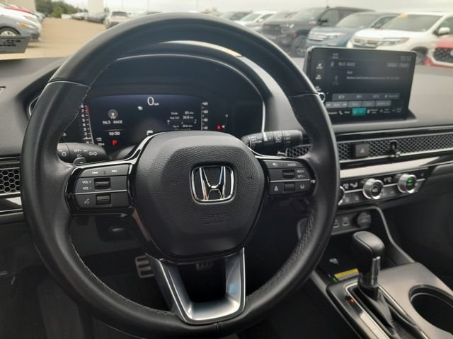 Used 2024  Honda Sport Touring image 11