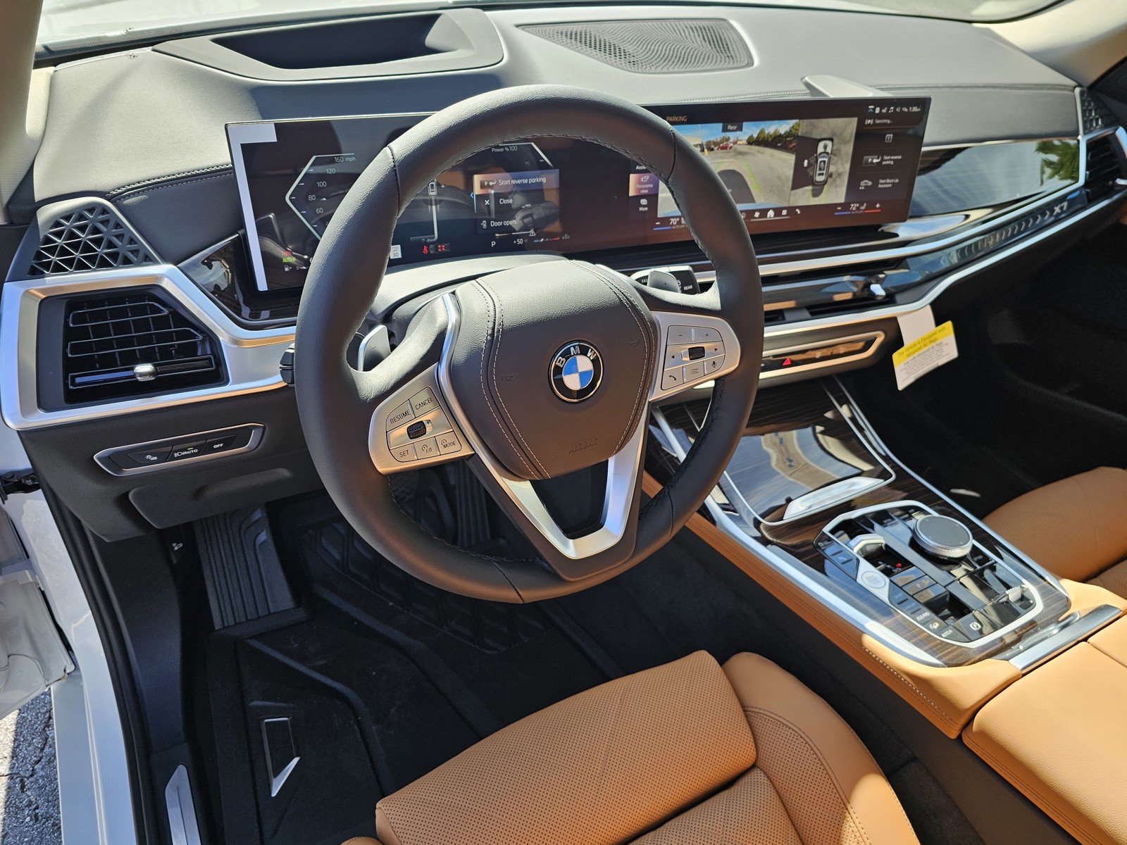 Used 2026 Mineral White Metallic BMW xDrive40i image 15