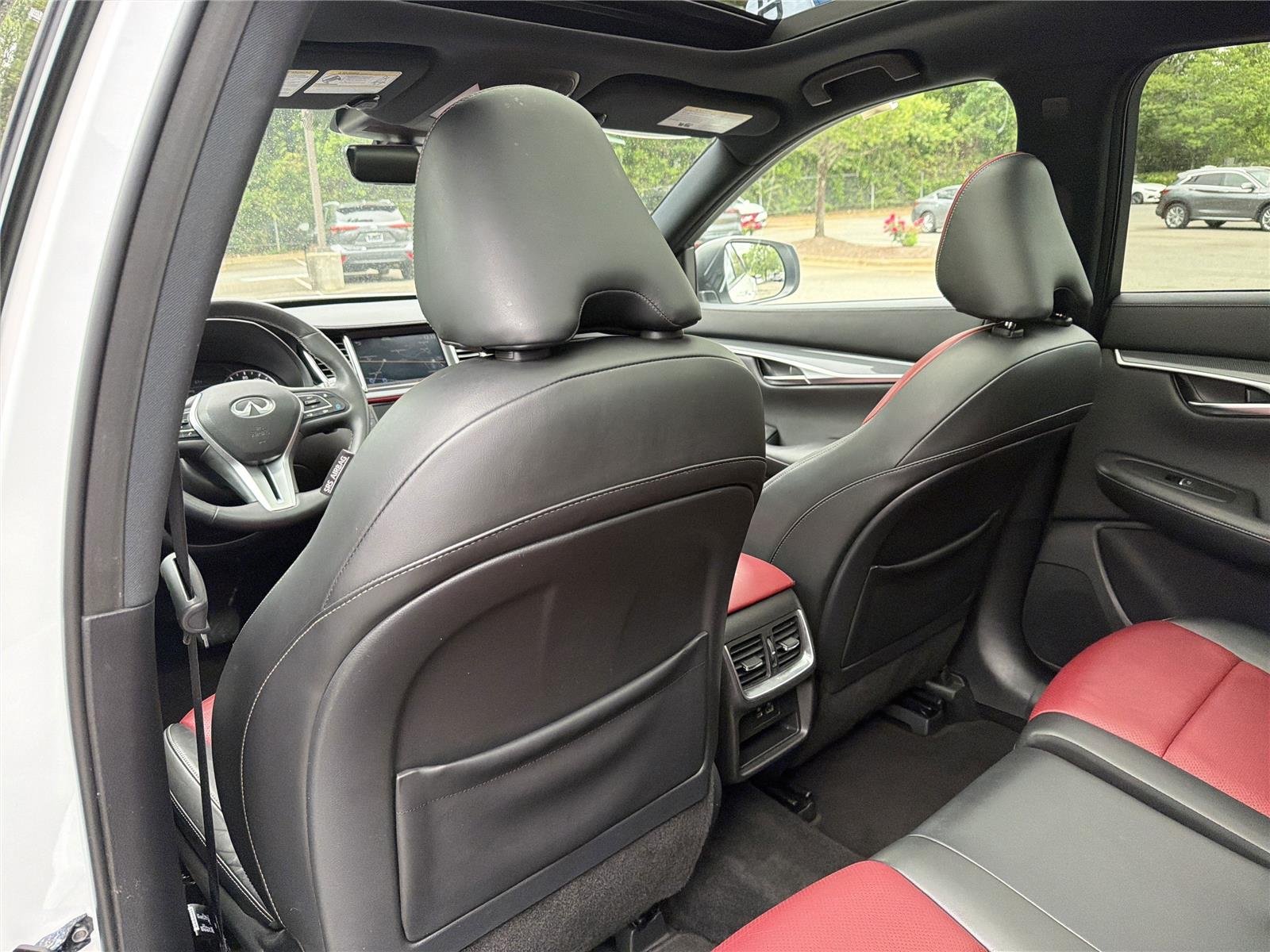 Used 2023 Radiant White INFINITI SPORT image 21