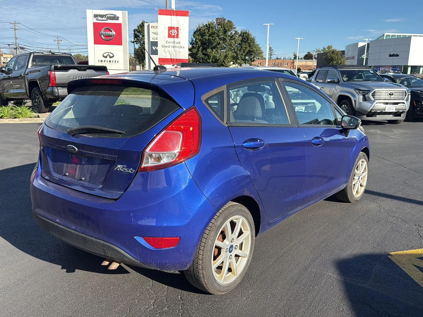 Used 2015 Performance Blue Ford SE image 3