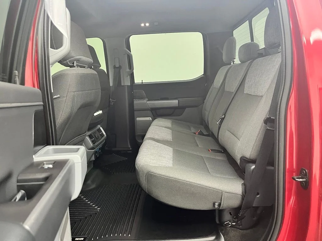 Used 2021  Ford XLT image 38