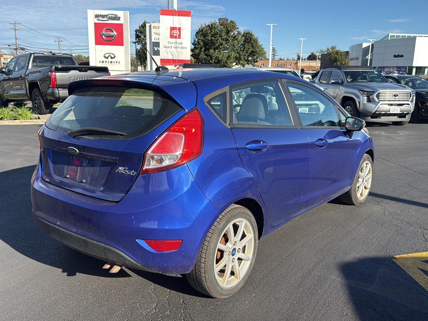 Used 2015 Performance Blue Ford SE image 3