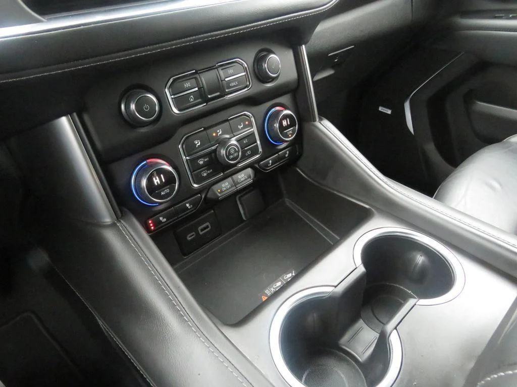 Used 2024 Summit White Chevrolet Z71 image 24