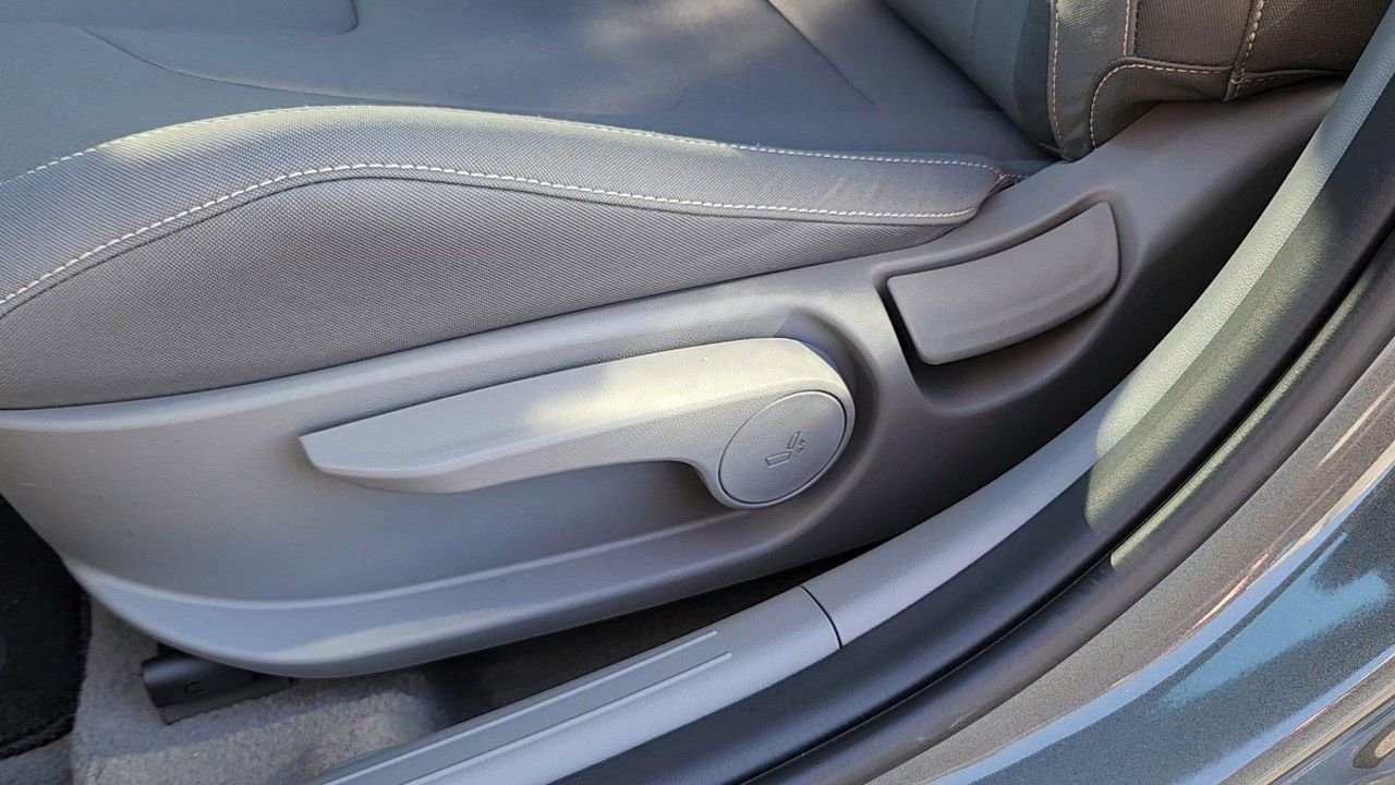 New 2026 Amazon Gray Hyundai SEL Sport image 8