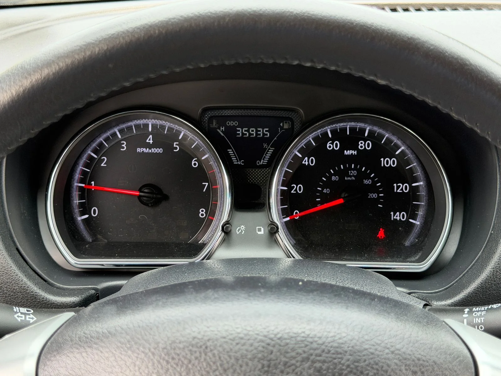 Used 2017 Khaki Nissan 1.6 SV image 6