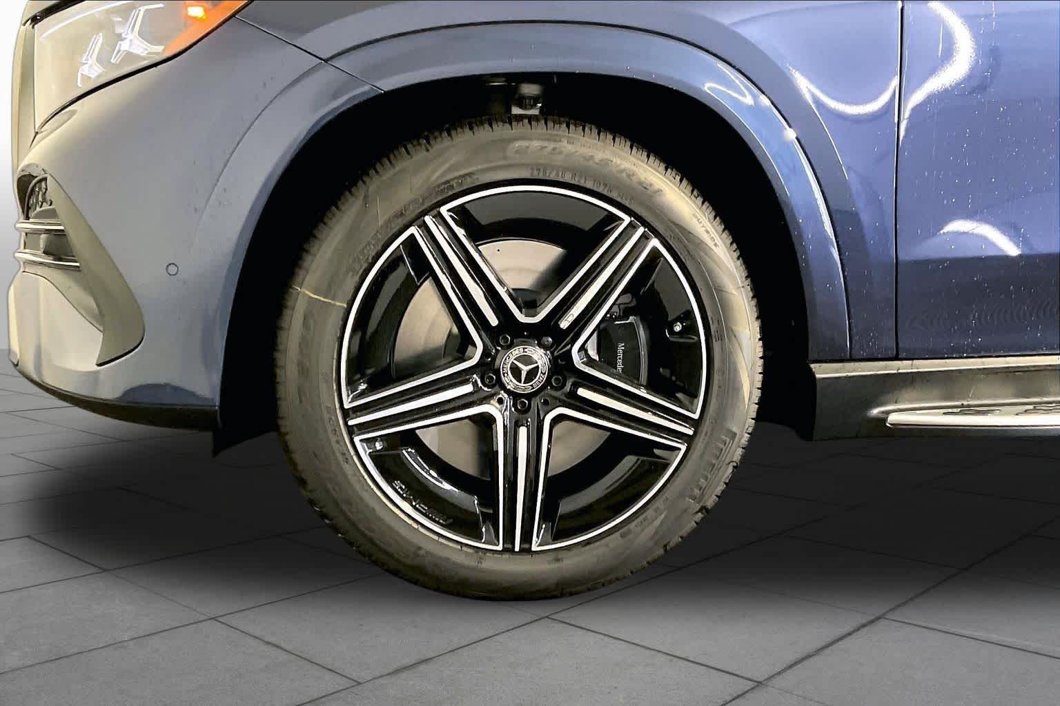 New 2027 Twilight Blue Metallic Mercedes-Benz GLE 450 image 17