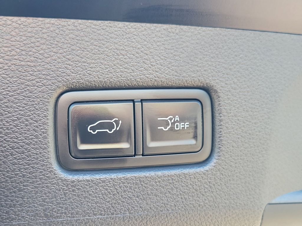 Certified Used 2023 Ebony Black Kia SX Prestige X-Line image 8