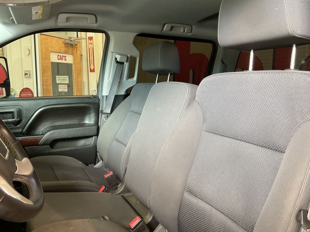 Used 2017 Blue GMC SLE image 17