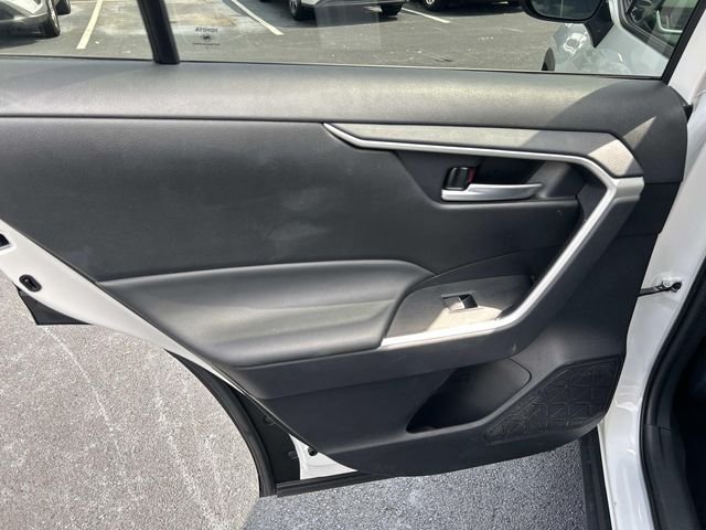 Used 2025 White Toyota XLE image 20