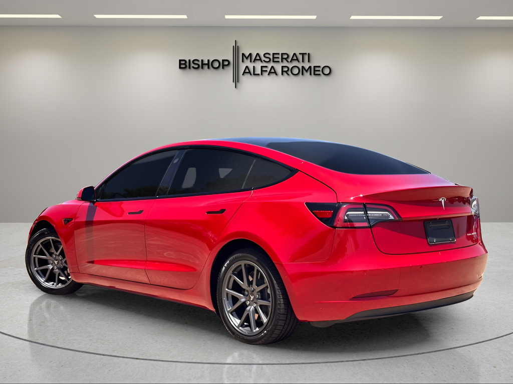 Used 2022  Tesla Long Range image 3