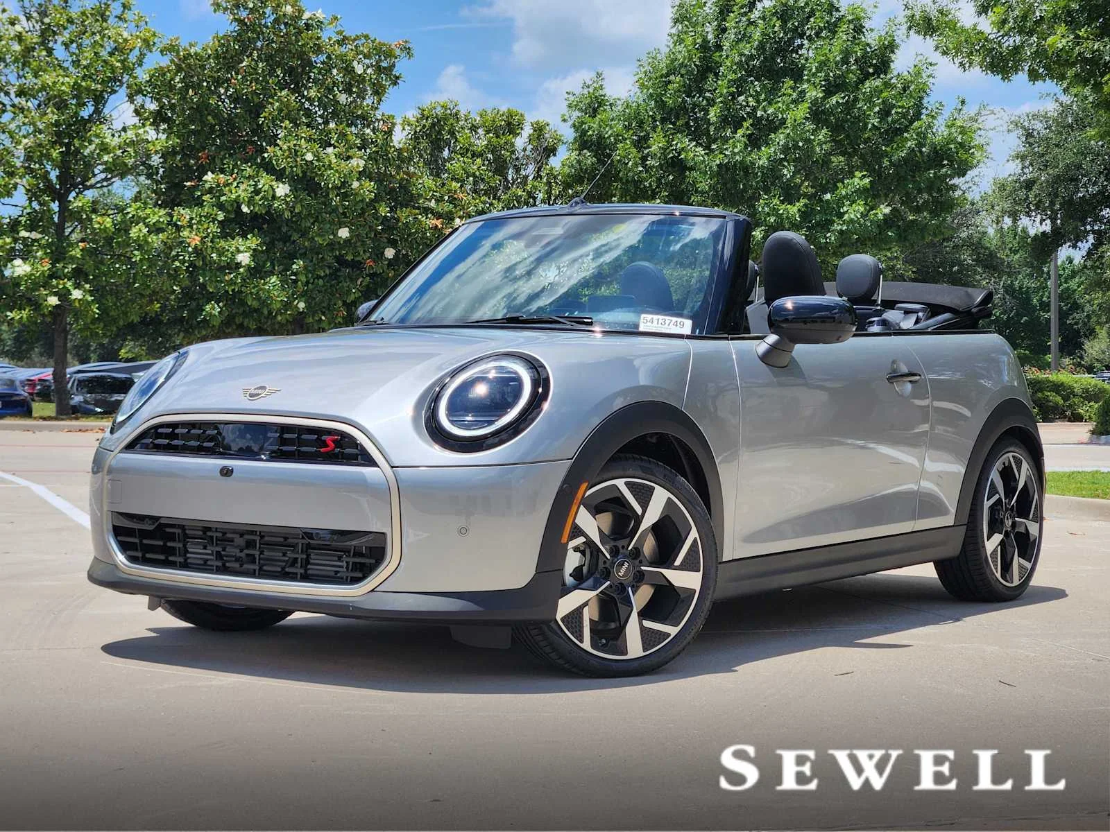 2026 MINI Convertible Cooper S's photo