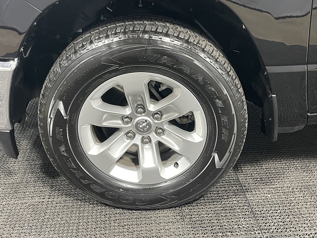 2024 RAM Ram 1500 Pickup Laramie - Photo 12