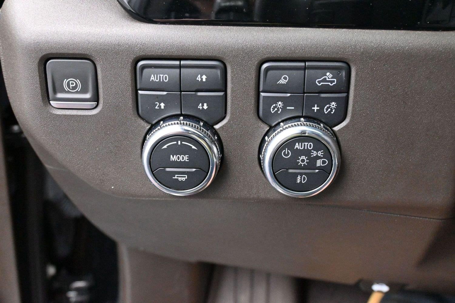 Used 2023 ONYX BLACK GMC SLT image 20