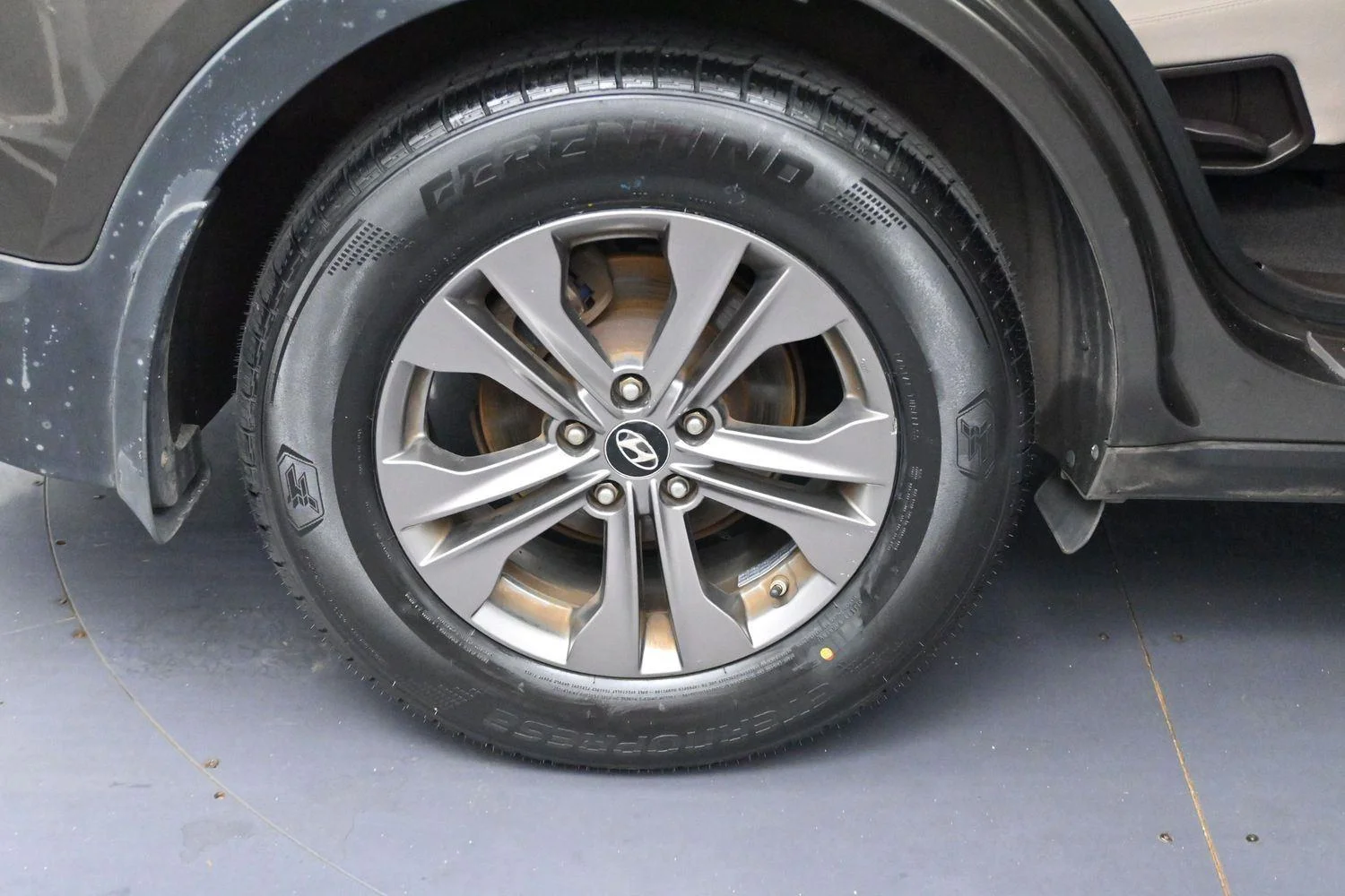Used 2013 Cabo Bronze Hyundai Sport image 29