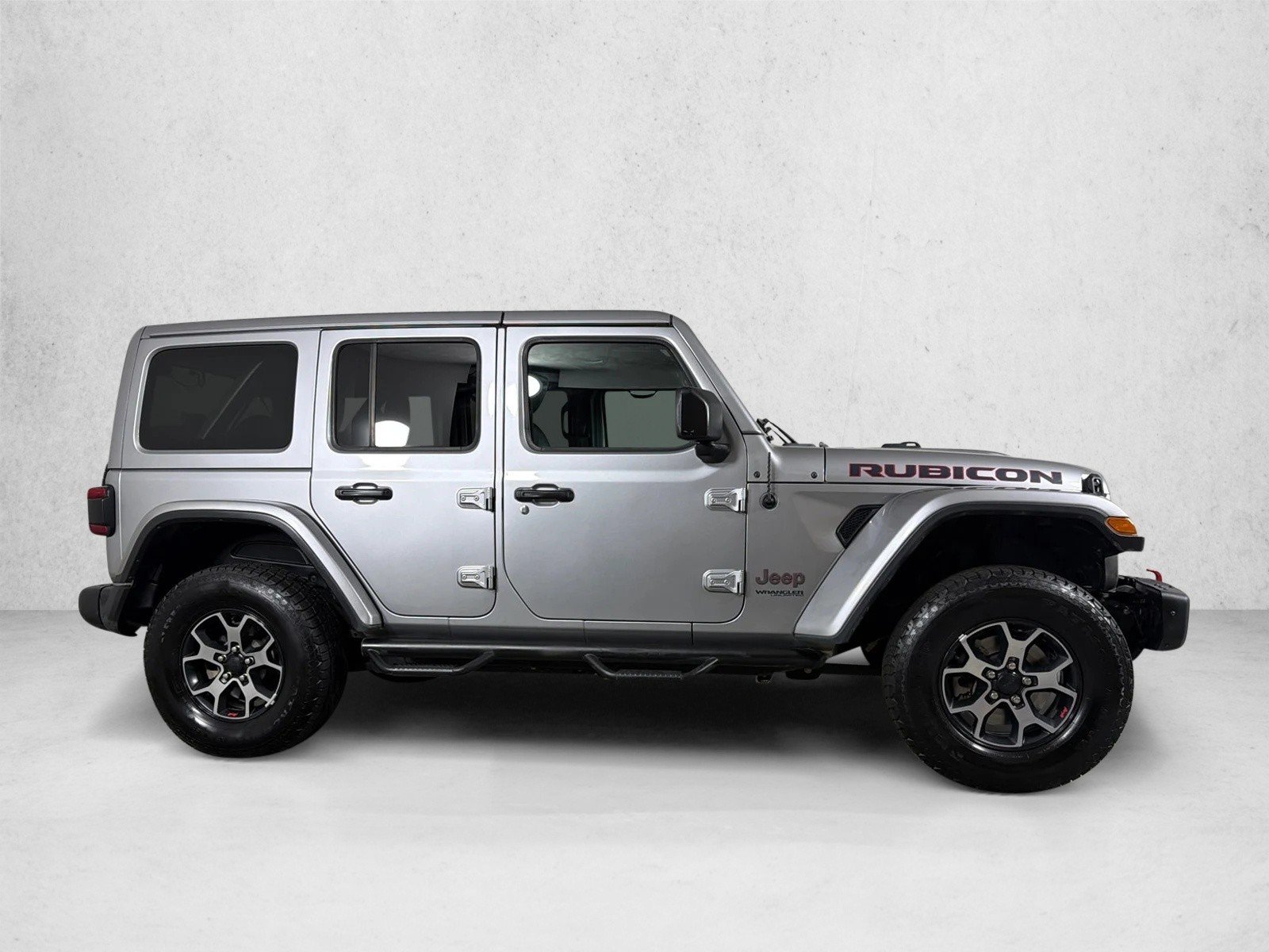 Used 2019 Billet Silver Metallic Clearcoat Jeep Rubicon image 3