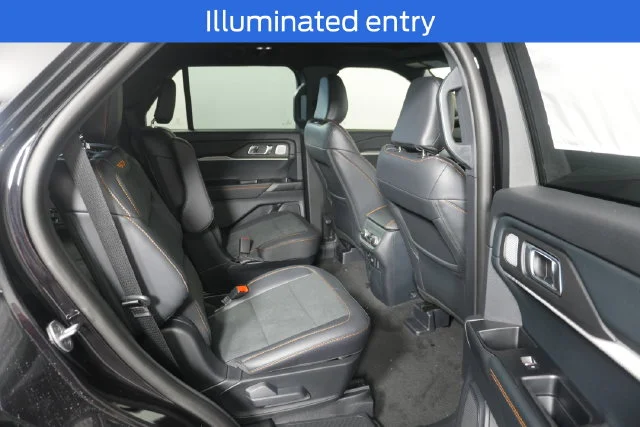 New 2026 Agate Black Metallic Ford Tremor® image 30