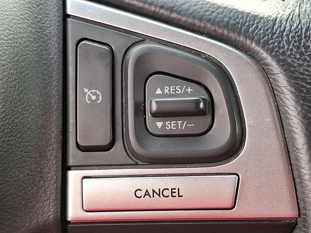 Used 2016 Gray Subaru 2.5i Premium image 22