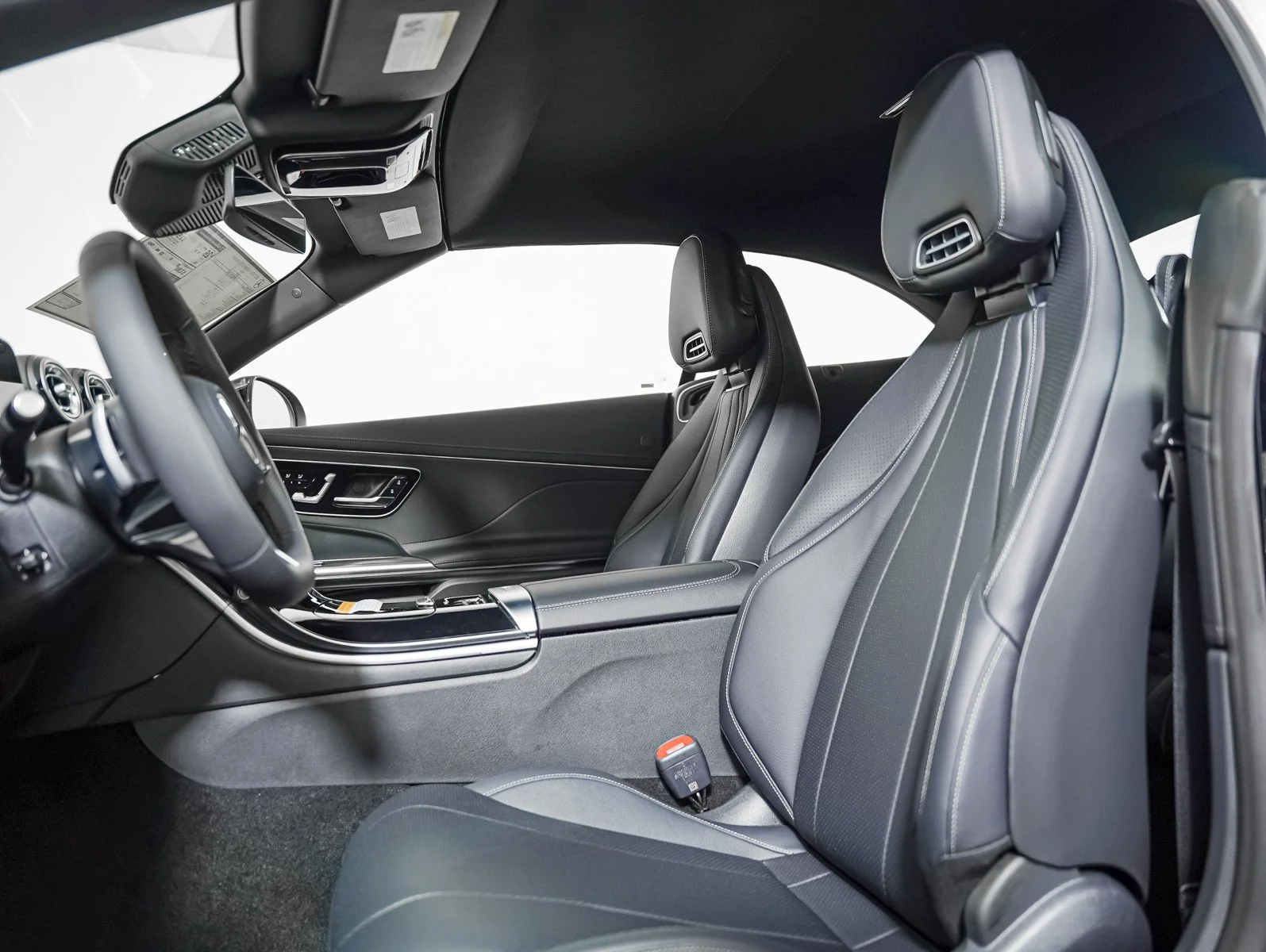 New 2027 Black Mercedes-Benz CLE 450 4MATIC® image 10