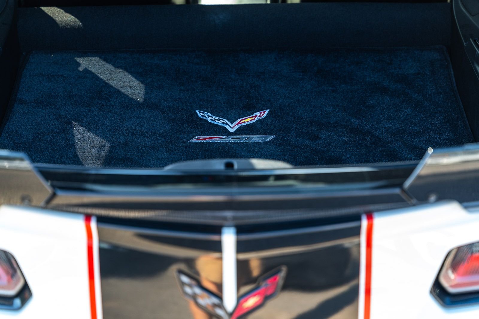 Used 2019 White Chevrolet Z06 image 19