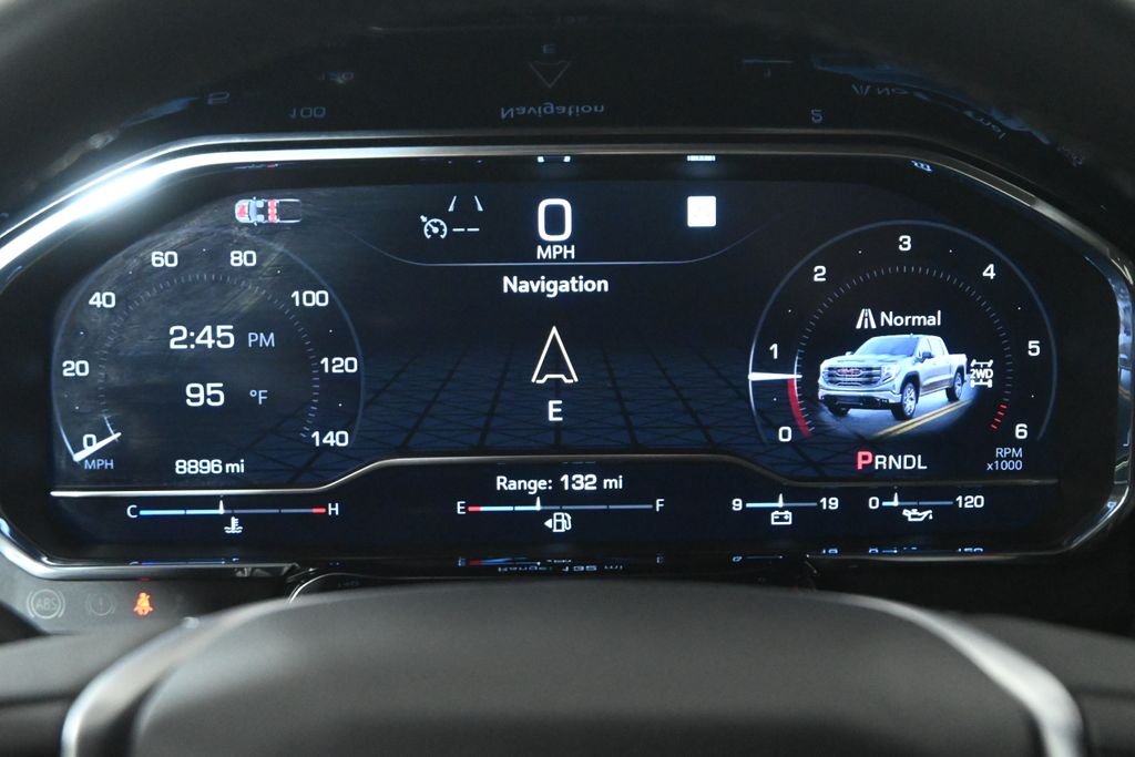Used 2025 White GMC Elevation image 20