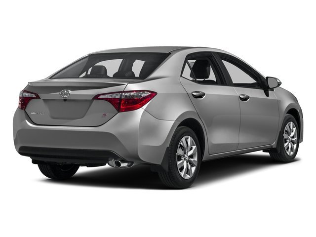 Used 2016  Toyota  image 2