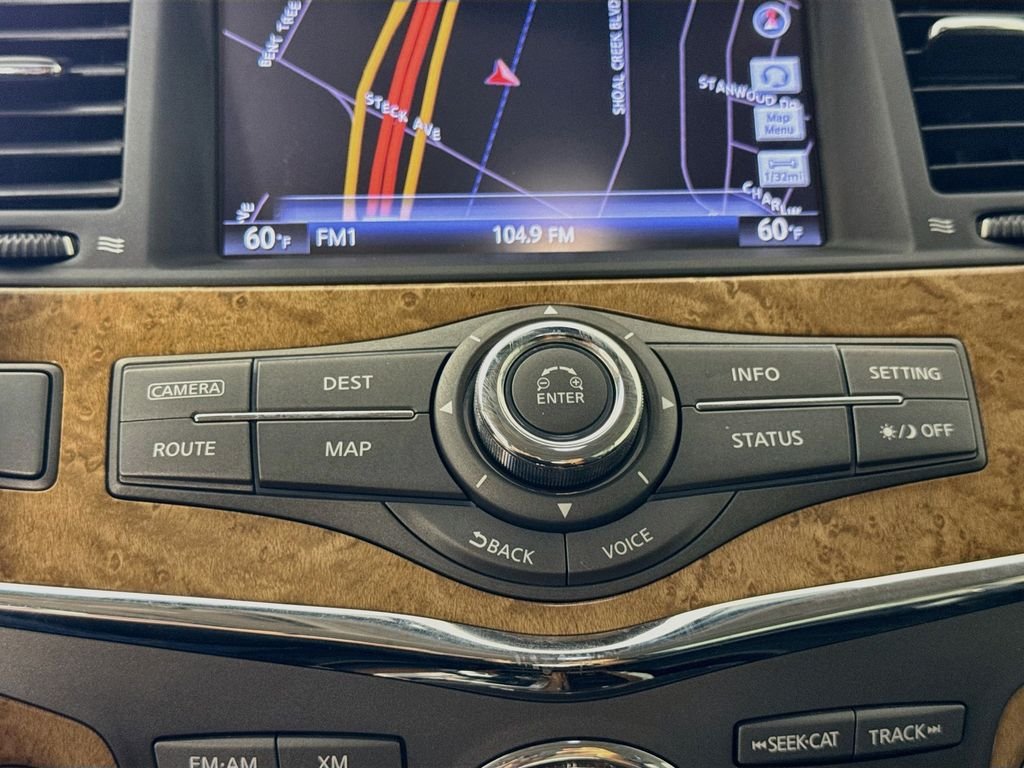Used 2014 Liquid Platinum INFINITI Base image 19
